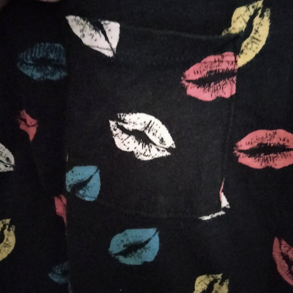 Torrid tee - Picture 2 of 3